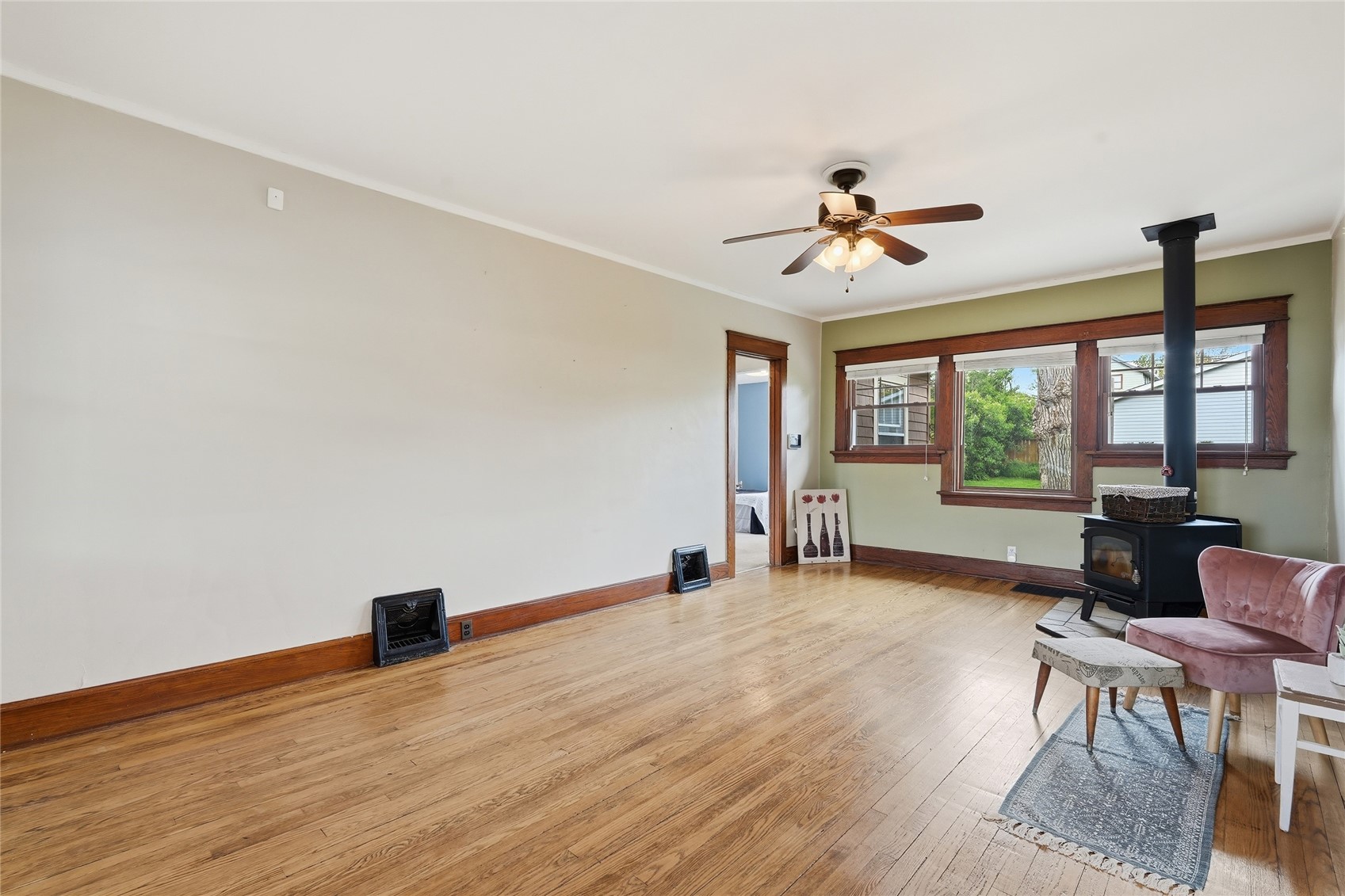 1614 J Avenue NE Cedar Rapids IA 52402