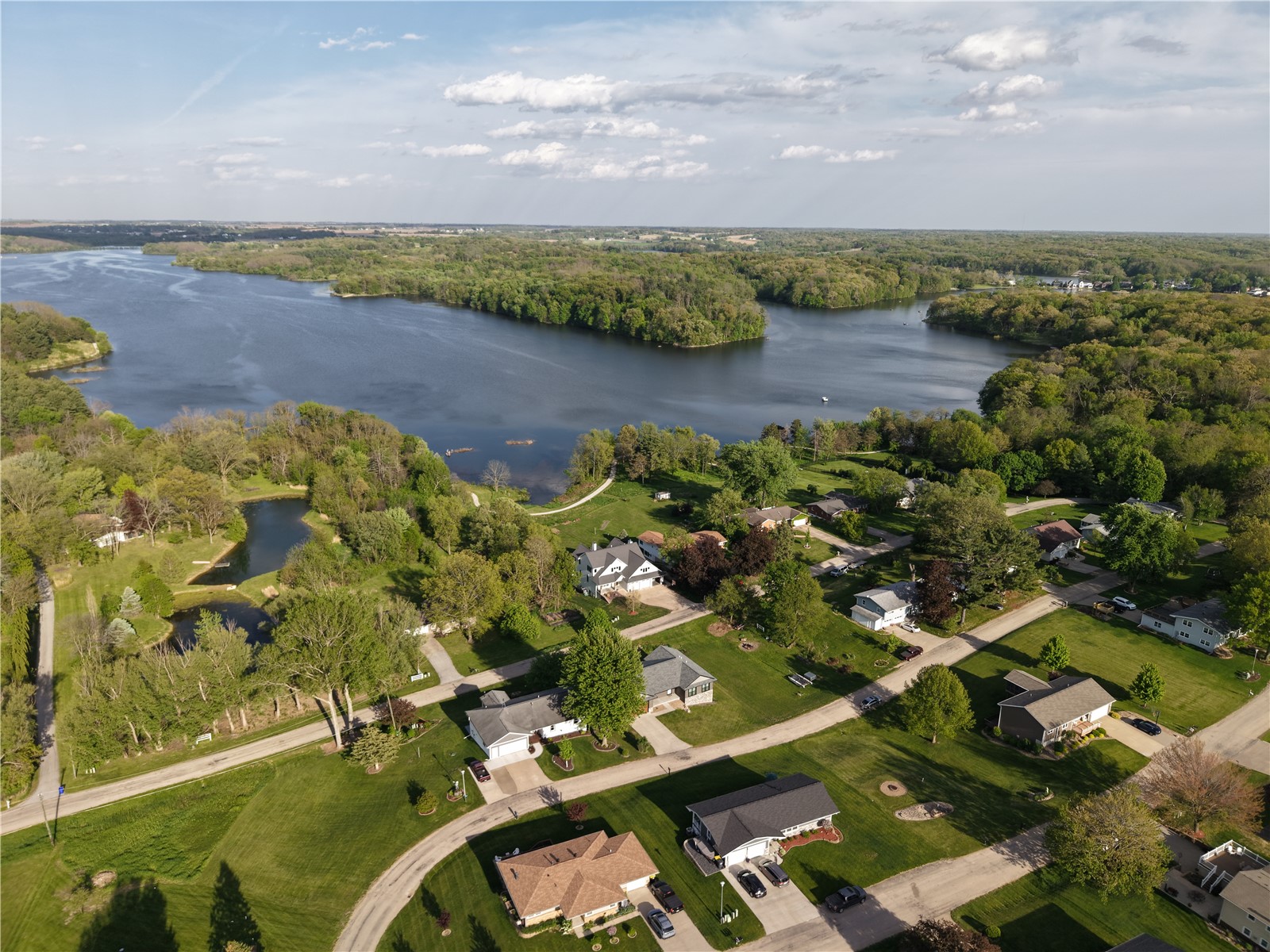 1730 Parkside Drive NE Solon IA 52333
