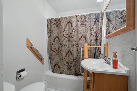 1021 Norwood Drive SE Cedar Rapids IA 52403