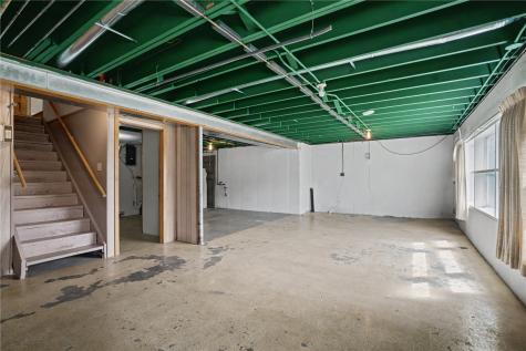 1021 Norwood Drive SE Cedar Rapids IA 52403