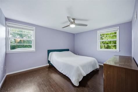 1015 Norwood Drive SE Cedar Rapids IA 52403