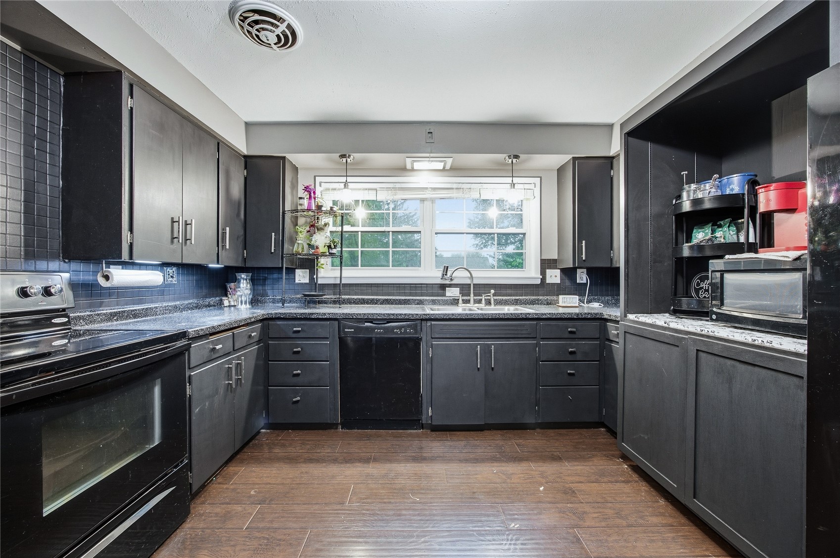 1015 Norwood Drive SE Cedar Rapids IA 52403