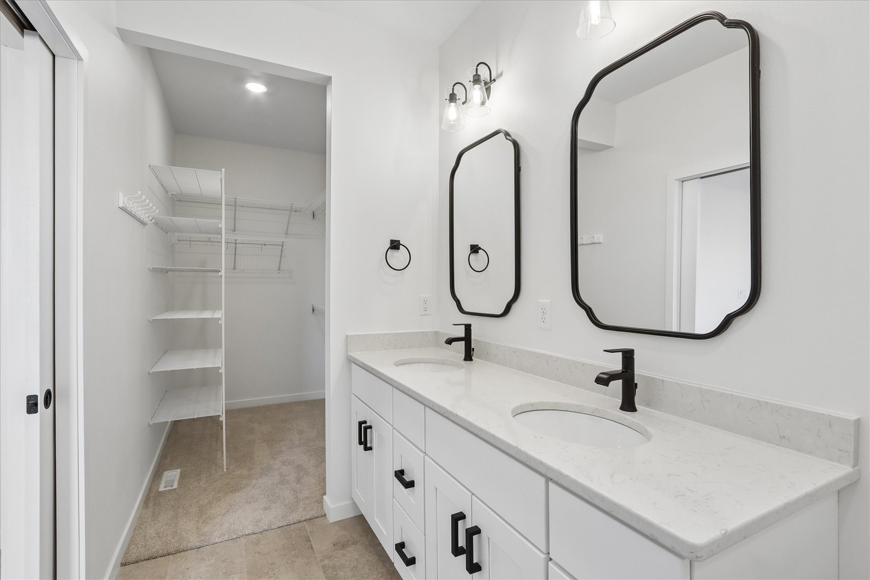 1010 Linden Lane Ely IA 52227