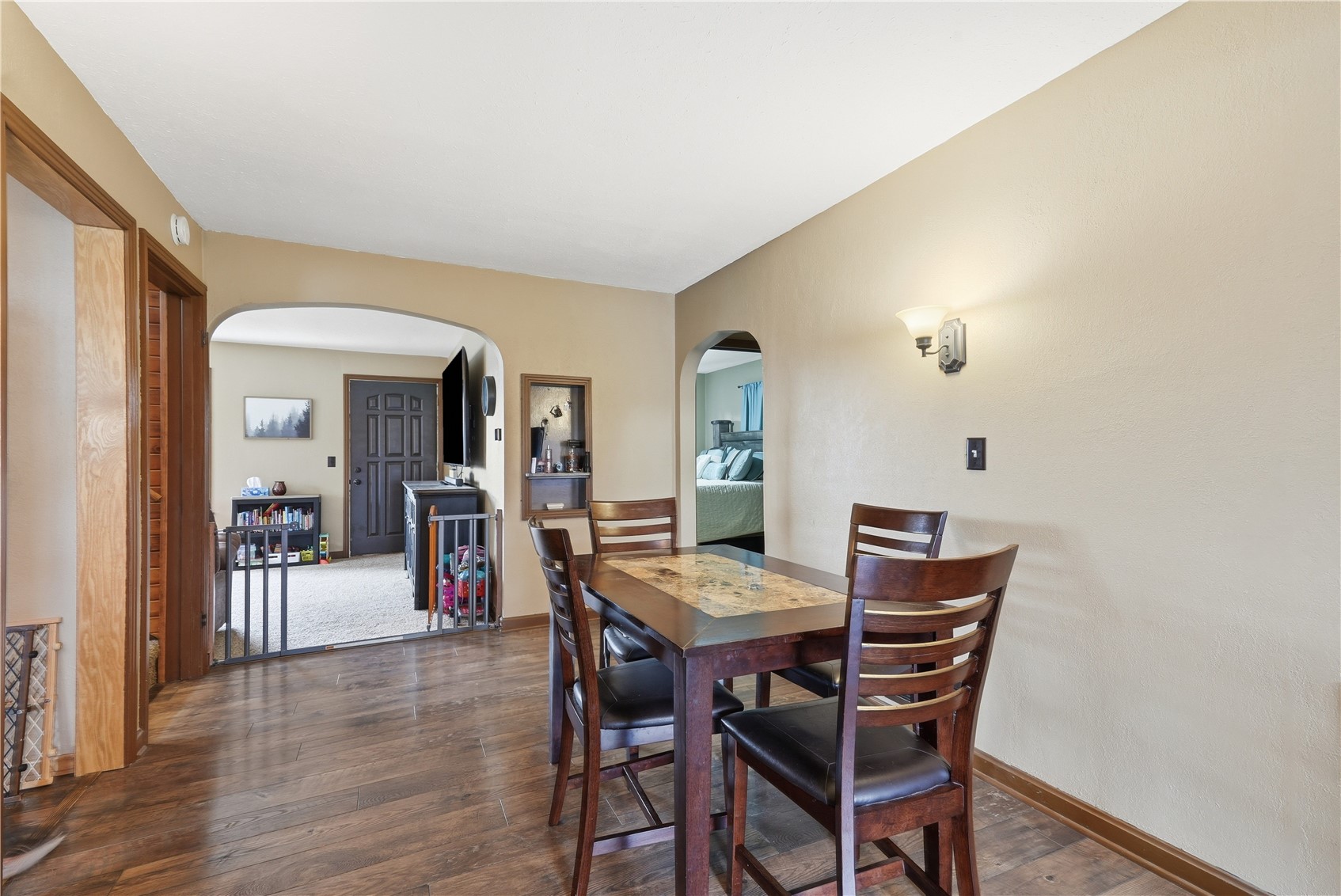 506 1st Street E Newhall IA 52315