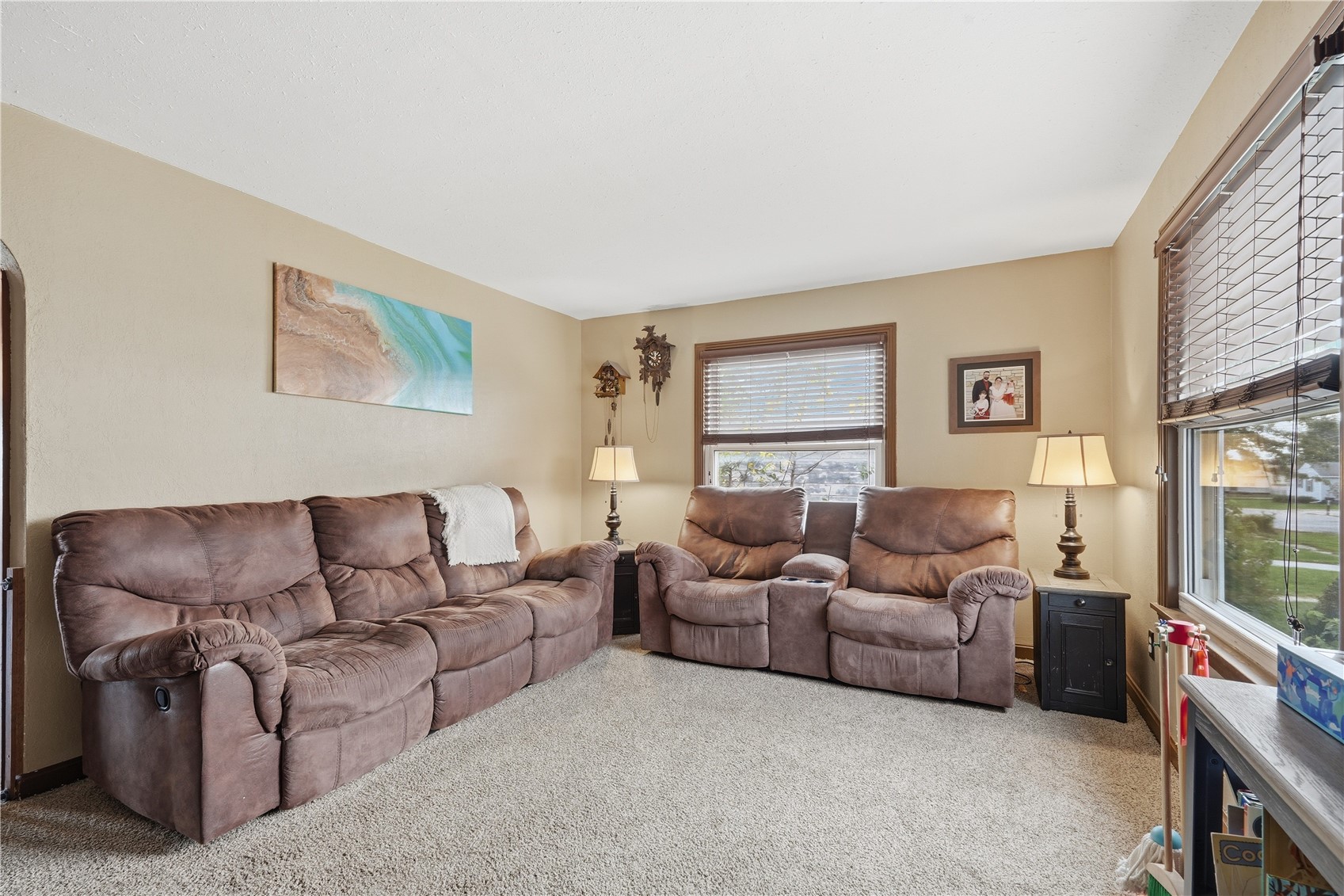 506 1st Street E Newhall IA 52315