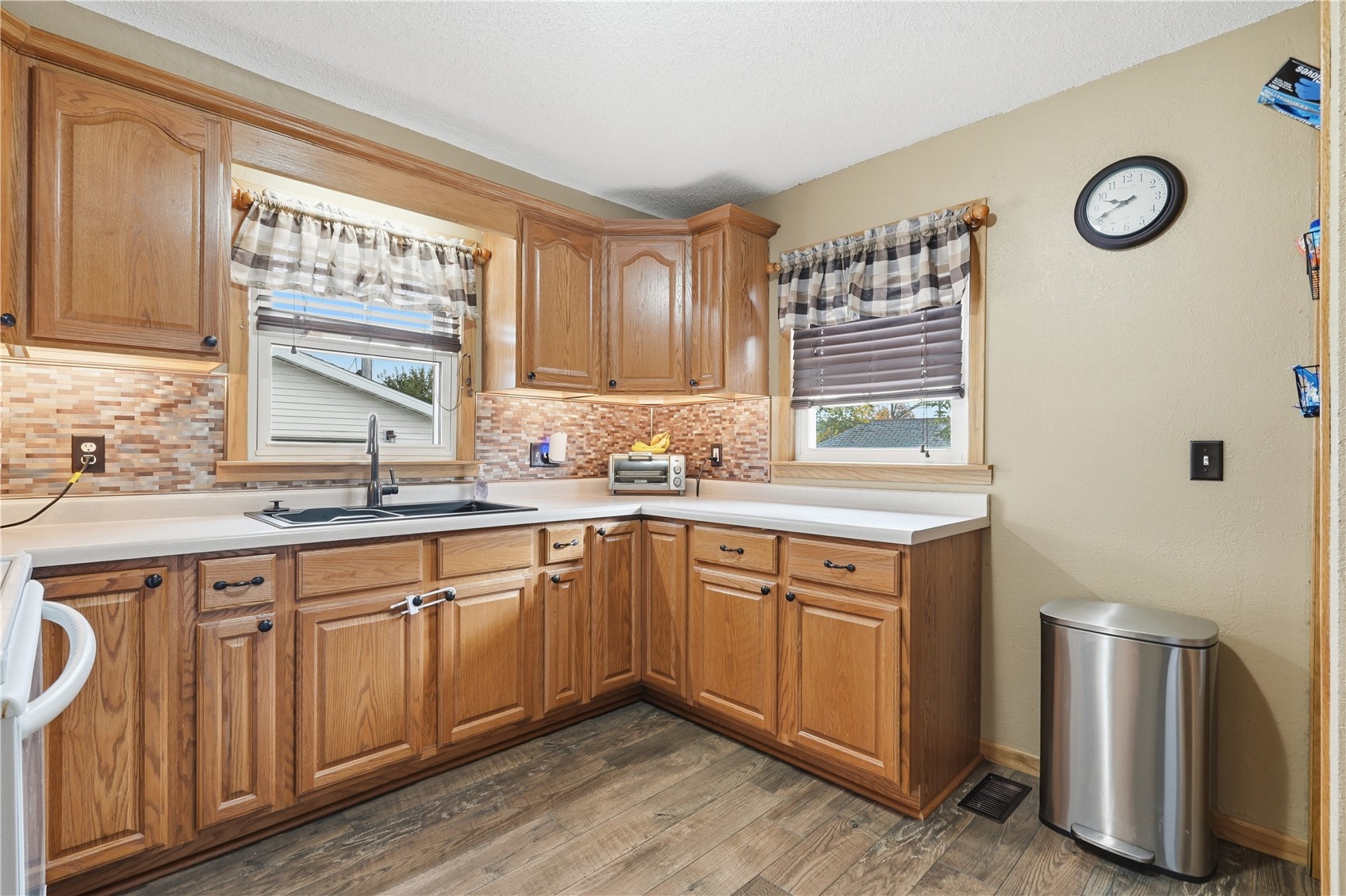 506 1st Street E Newhall IA 52315