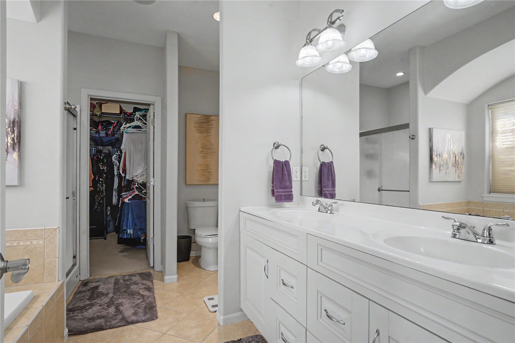 325 N 16th Avenue Hiawatha IA 52233