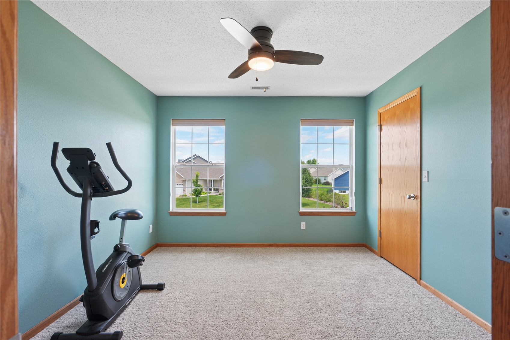 501 Limerock Drive NW Cedar Rapids IA 52405