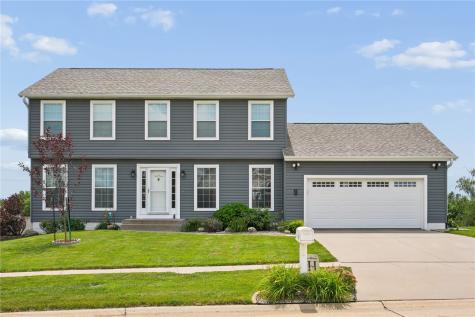 501 Limerock Drive NW Cedar Rapids IA 52405