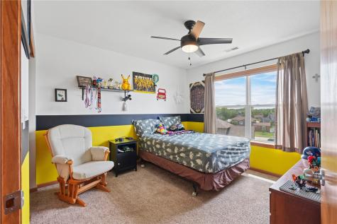 501 Limerock Drive NW Cedar Rapids IA 52405
