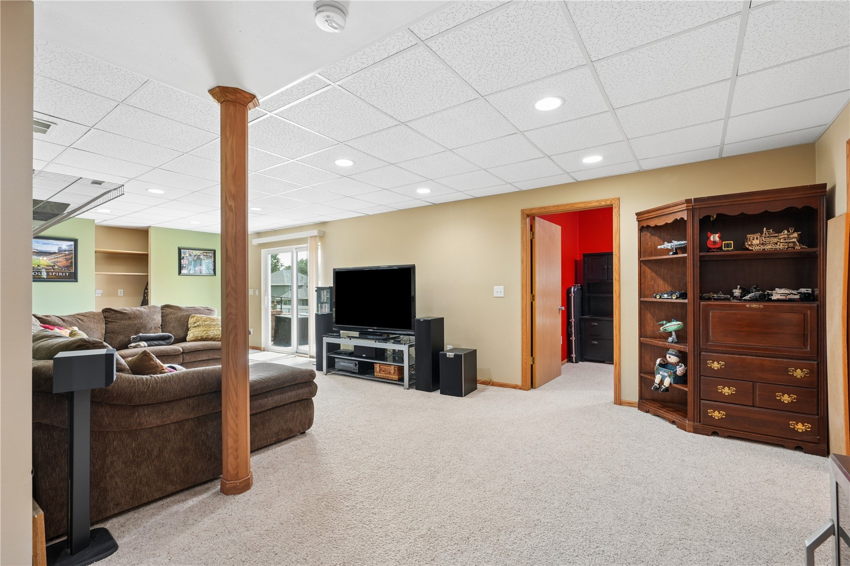 501 Limerock Drive NW Cedar Rapids IA 52405
