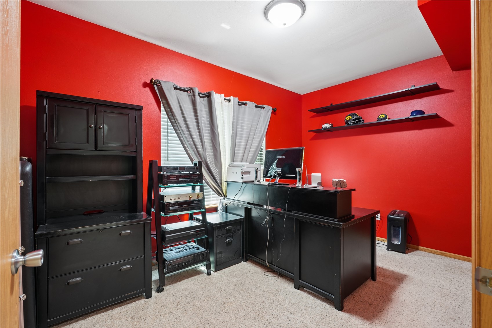501 Limerock Drive NW Cedar Rapids IA 52405