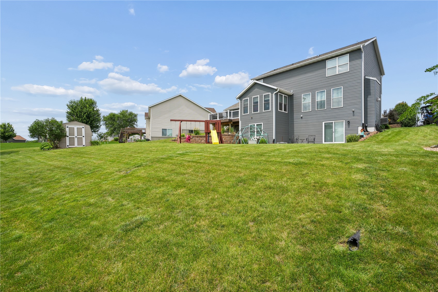 501 Limerock Drive NW Cedar Rapids IA 52405