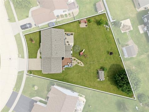 501 Limerock Drive NW Cedar Rapids IA 52405