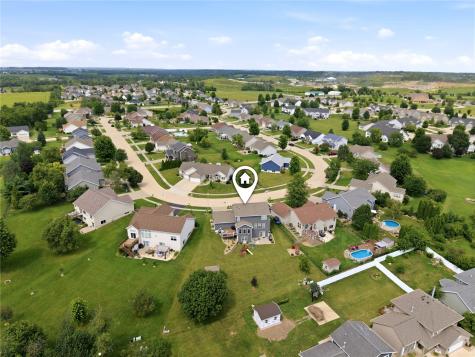501 Limerock Drive NW Cedar Rapids IA 52405