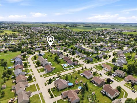 501 Limerock Drive NW Cedar Rapids IA 52405