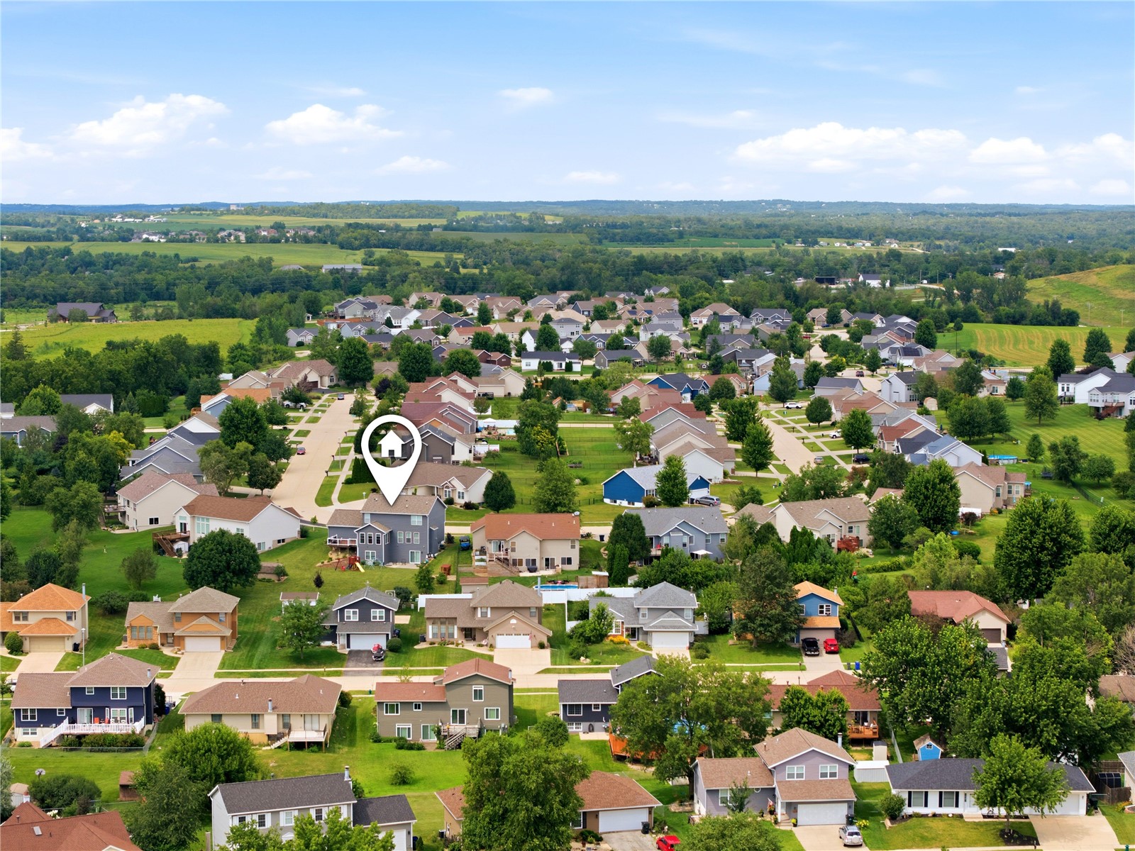 501 Limerock Drive NW Cedar Rapids IA 52405