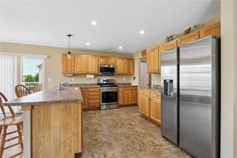 501 Limerock Drive NW Cedar Rapids IA 52405