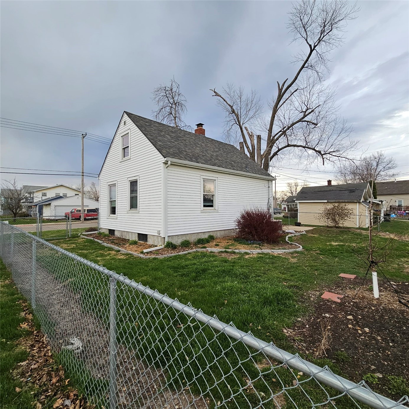 359 15th Avenue SW Cedar Rapids IA 52404