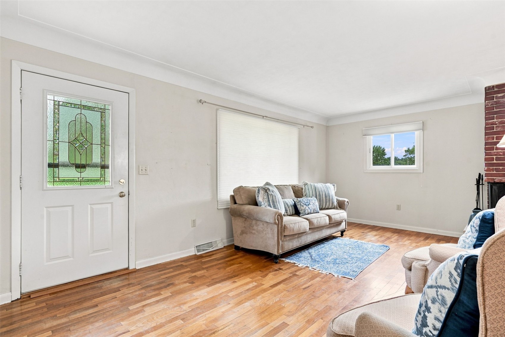505 S Troy Road Robins IA 52328