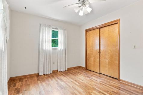 505 S Troy Road Robins IA 52328