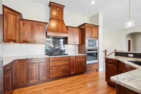 4617 Oak Creek Court NE Cedar Rapids IA 52411