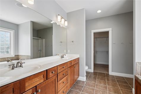 4617 Oak Creek Court NE Cedar Rapids IA 52411