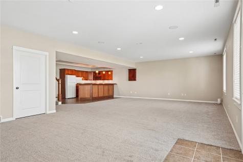 4617 Oak Creek Court NE Cedar Rapids IA 52411