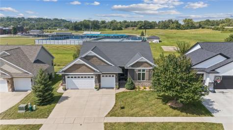 4617 Oak Creek Court NE Cedar Rapids IA 52411