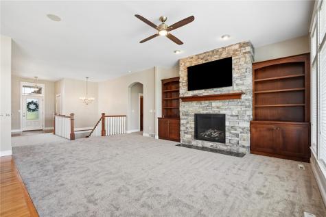 4617 Oak Creek Court NE Cedar Rapids IA 52411