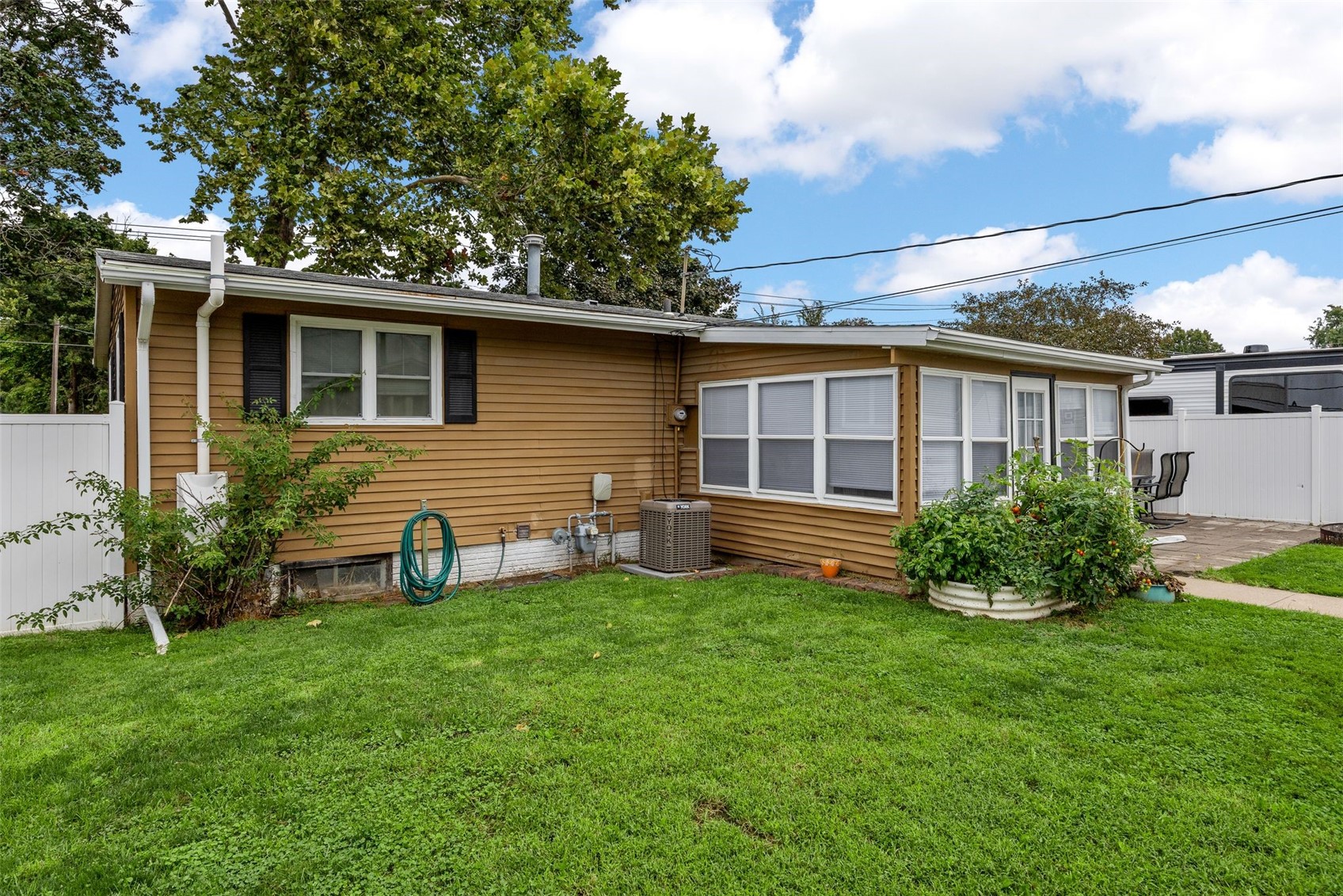 408 W 3rd Street Vinton IA 52349