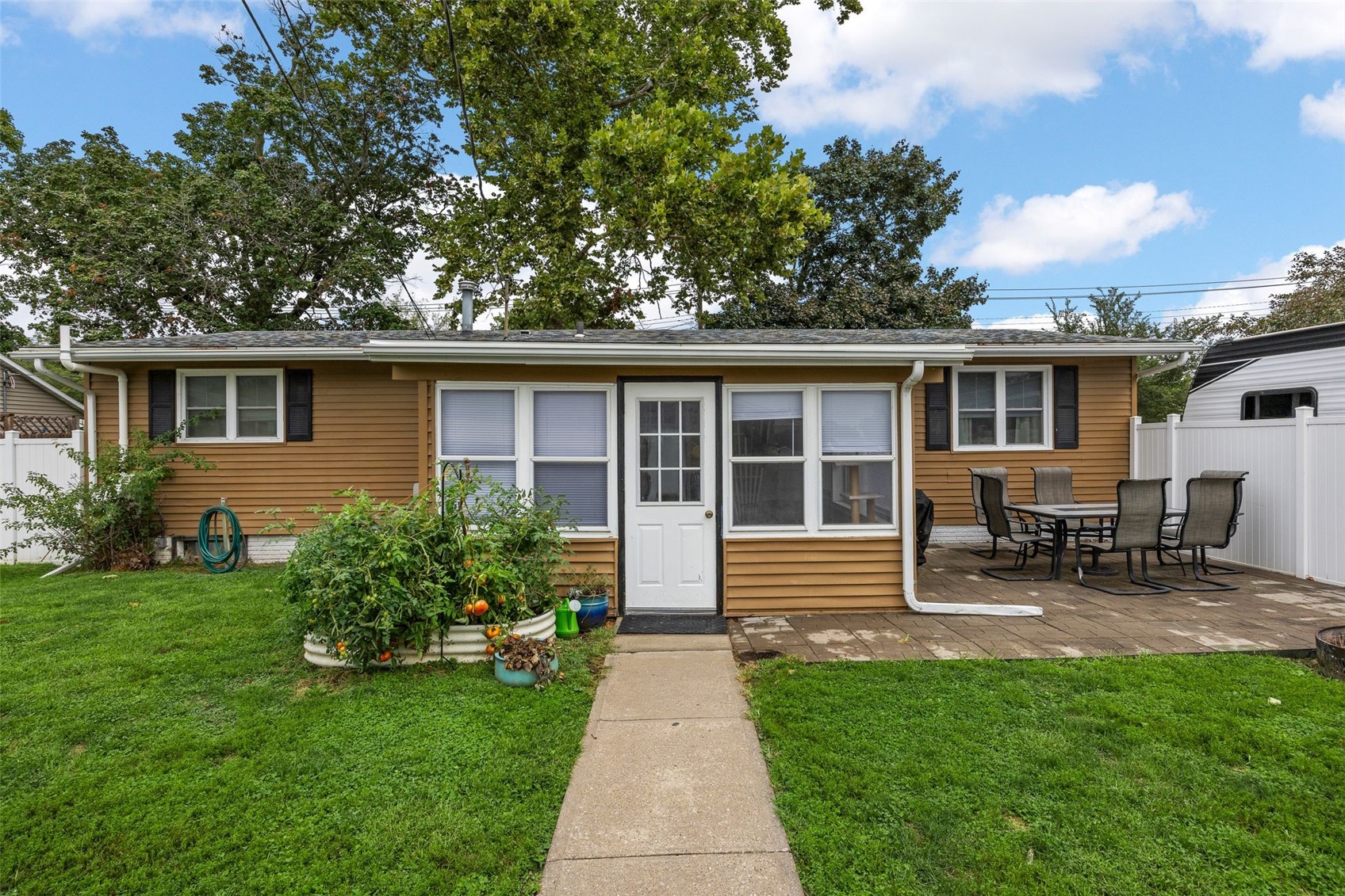 408 W 3rd Street Vinton IA 52349