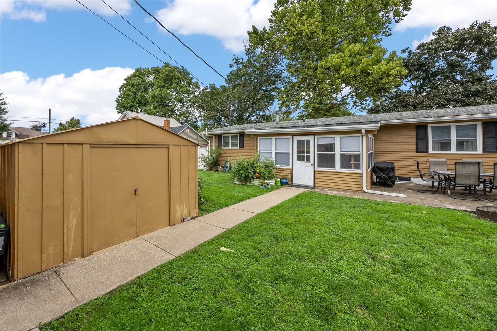 408 W 3rd Street Vinton IA 52349