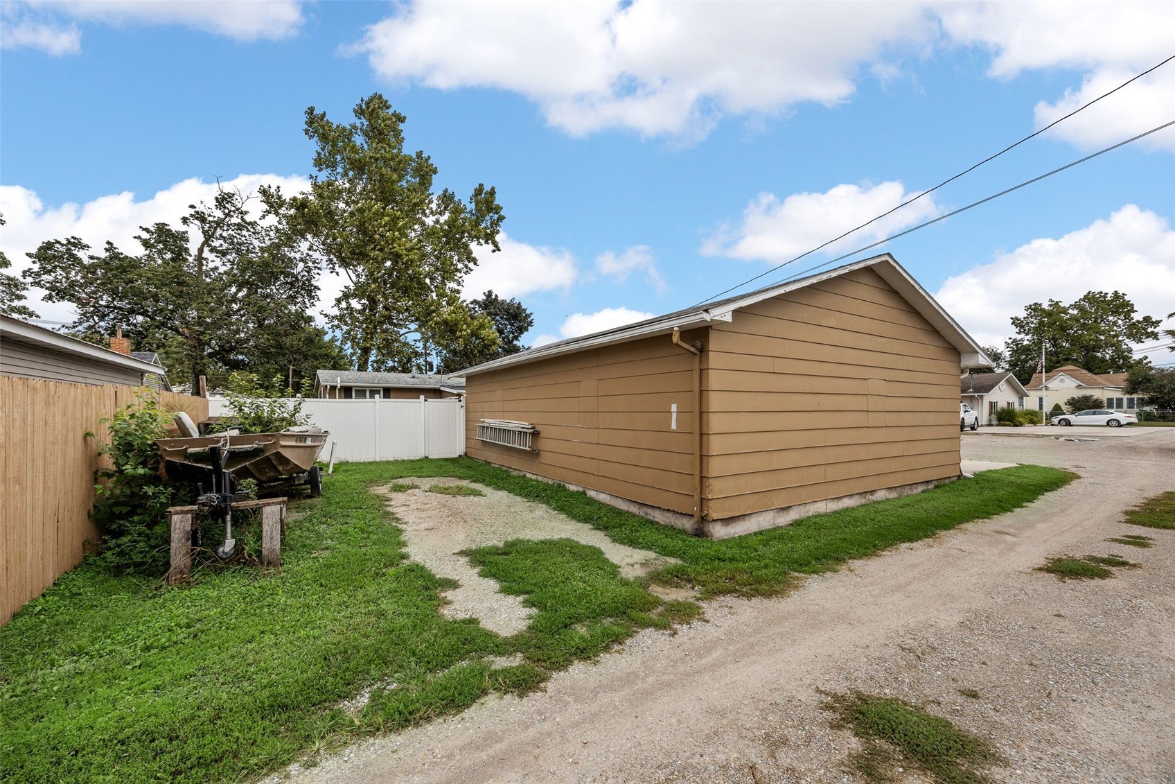 408 W 3rd Street Vinton IA 52349