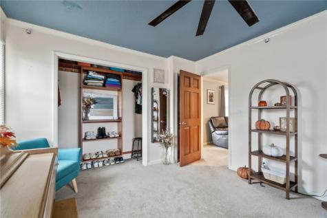 1322 Woodside Drive NW Cedar Rapids IA 52405