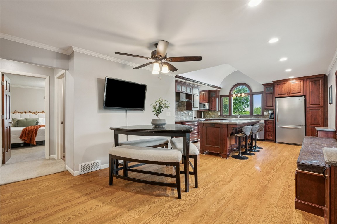 1322 Woodside Drive NW Cedar Rapids IA 52405