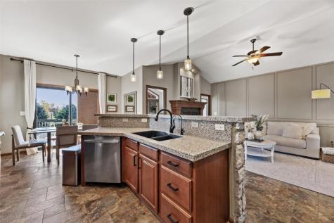 5102 Windmill Court SW Cedar Rapids IA 52404