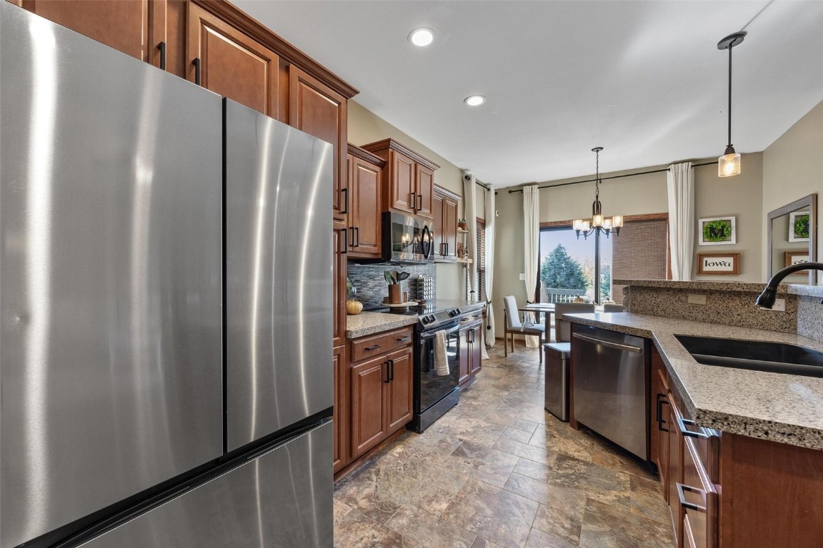 5102 Windmill Court SW Cedar Rapids IA 52404