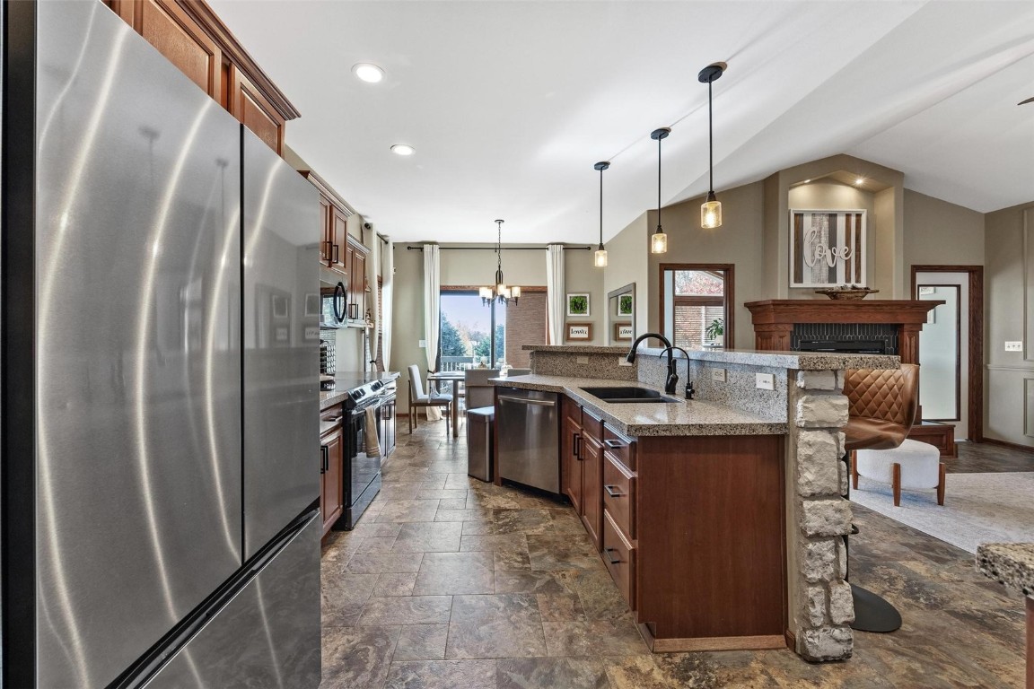 5102 Windmill Court SW Cedar Rapids IA 52404