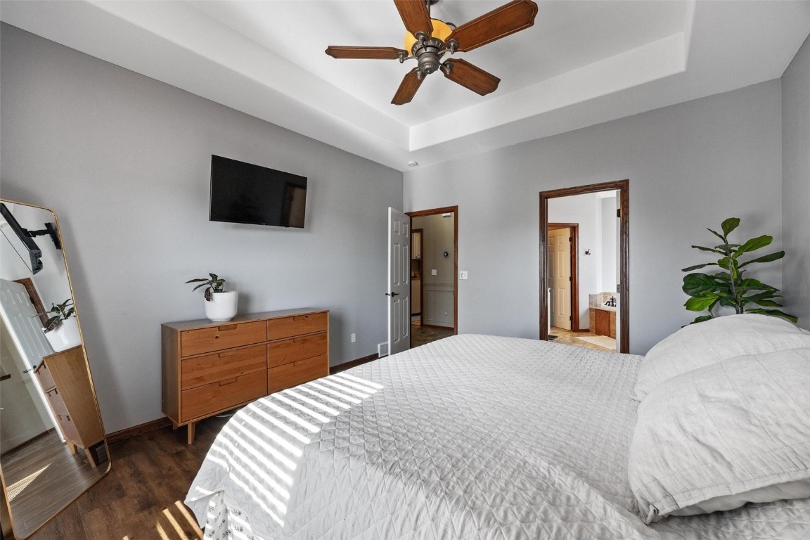 5102 Windmill Court SW Cedar Rapids IA 52404