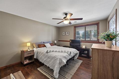 5102 Windmill Court SW Cedar Rapids IA 52404