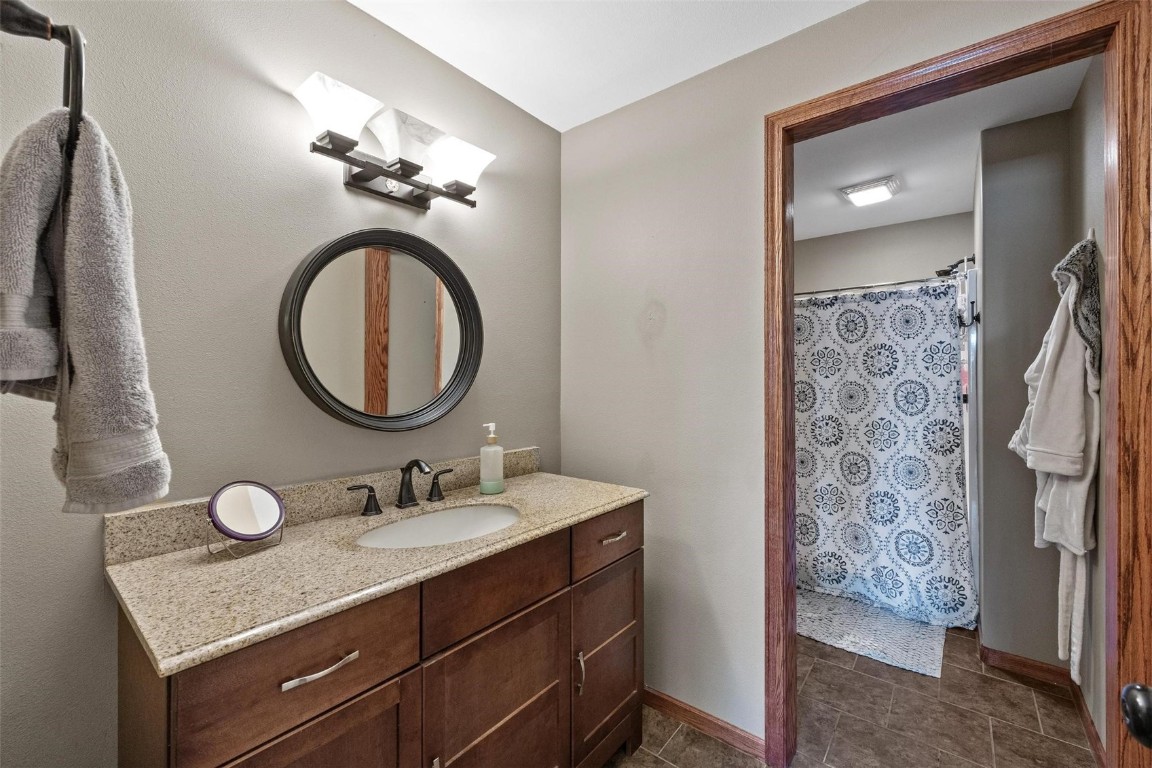 5102 Windmill Court SW Cedar Rapids IA 52404