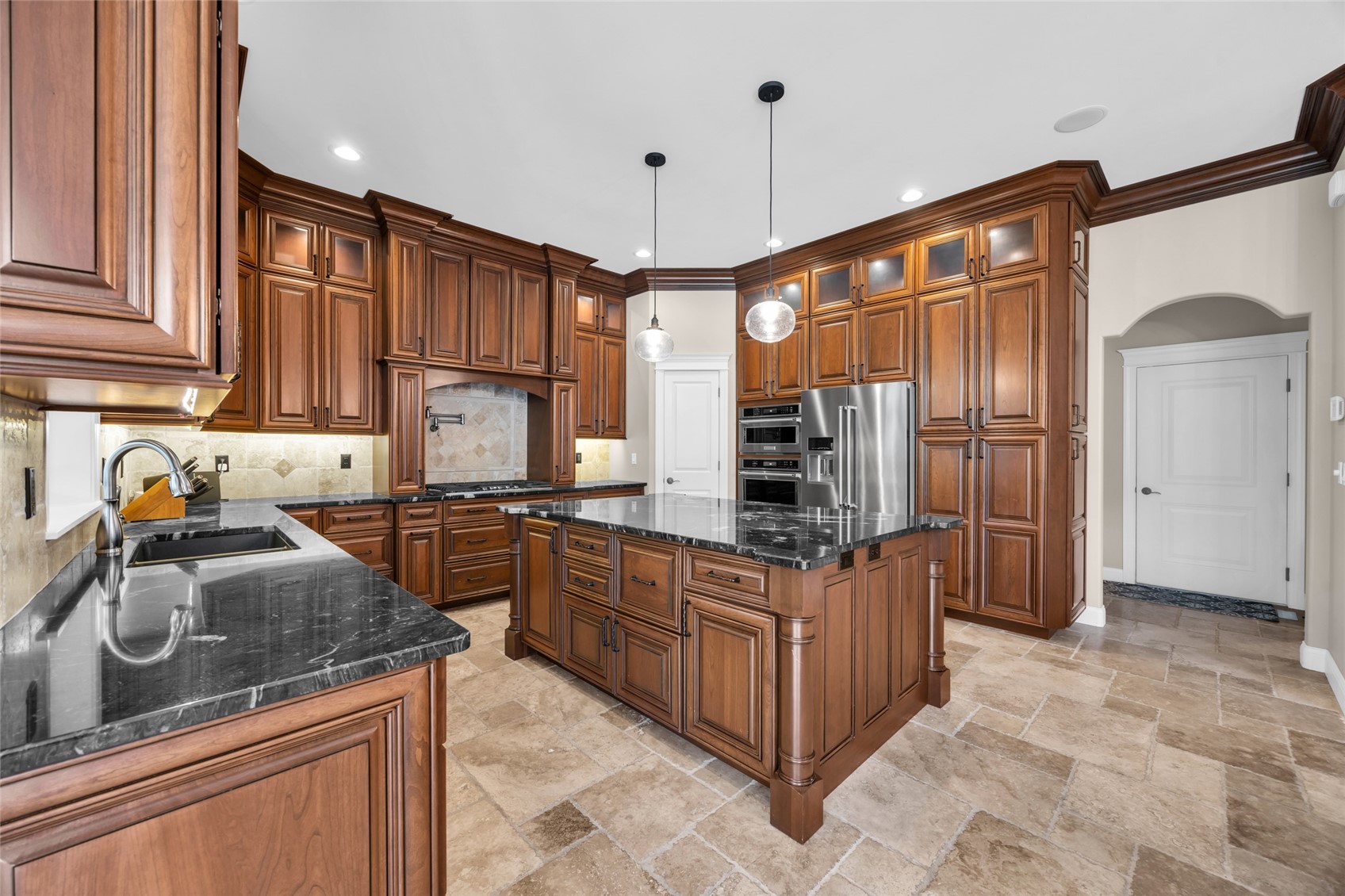 2611 Diamondwood Drive Cedar Rapids IA 52403