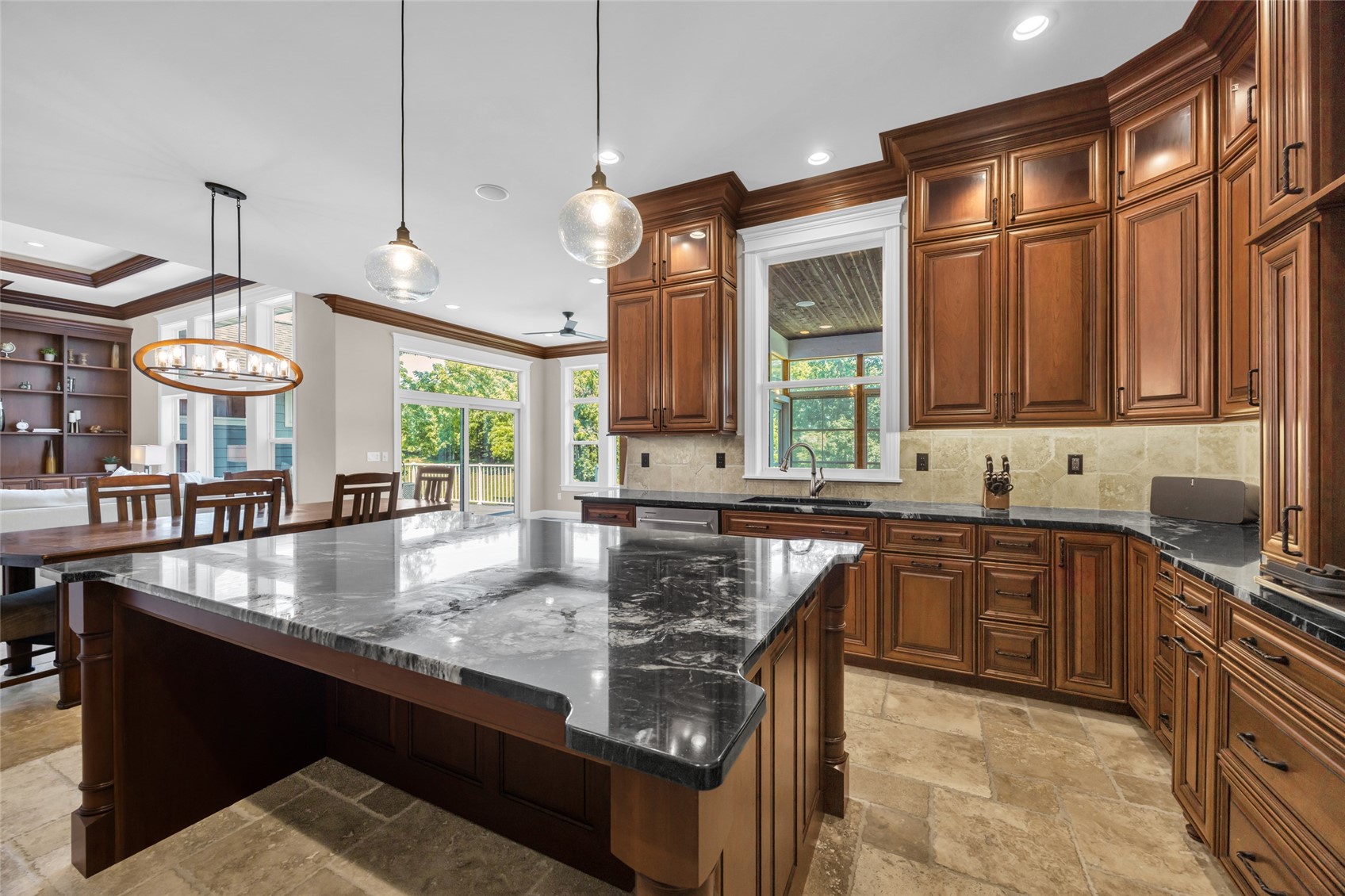2611 Diamondwood Drive Cedar Rapids IA 52403