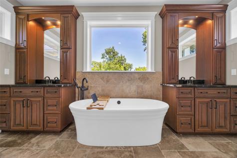 2611 Diamondwood Drive Cedar Rapids IA 52403