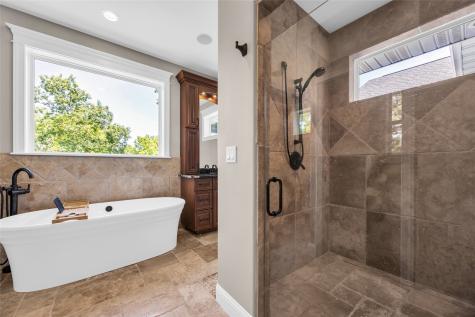 2611 Diamondwood Drive Cedar Rapids IA 52403