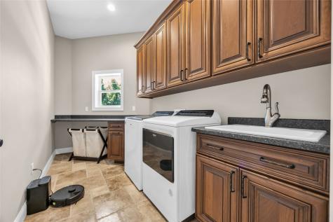 2611 Diamondwood Drive Cedar Rapids IA 52403