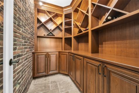 2611 Diamondwood Drive Cedar Rapids IA 52403