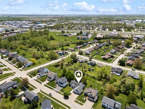 4035 Willowbrook Drive Marion IA 52302