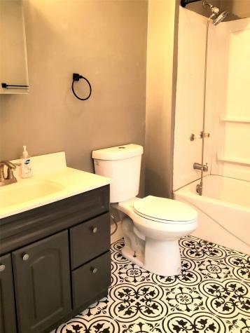 276 10th Street Marion IA 52302